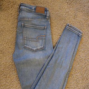 American Eagle skinny jeans - light wash